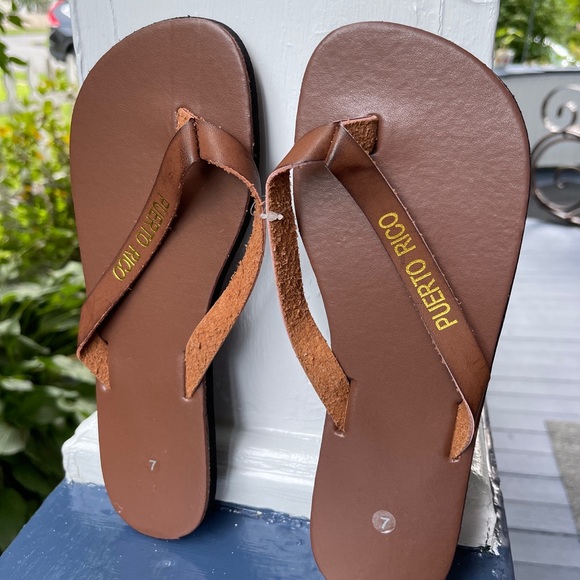 Puerto Rico Brown Flip Flops - Picture 1 of 5